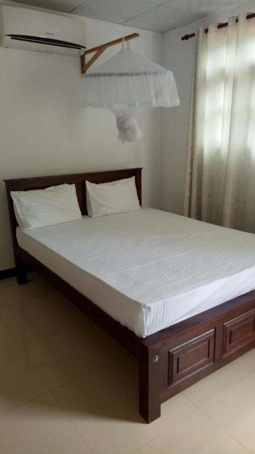 Umaya Holiday Home Anuradhapura Kültér fotó
