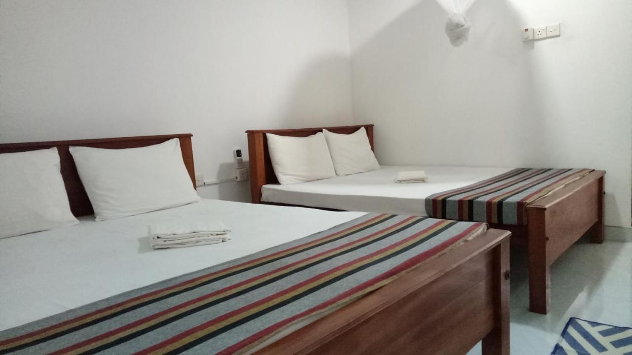 Umaya Holiday Home Anuradhapura Kültér fotó
